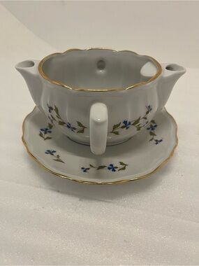 L Lourioux Berry Haute Double Spout Gravy Boat & Saucer Creation Made in France